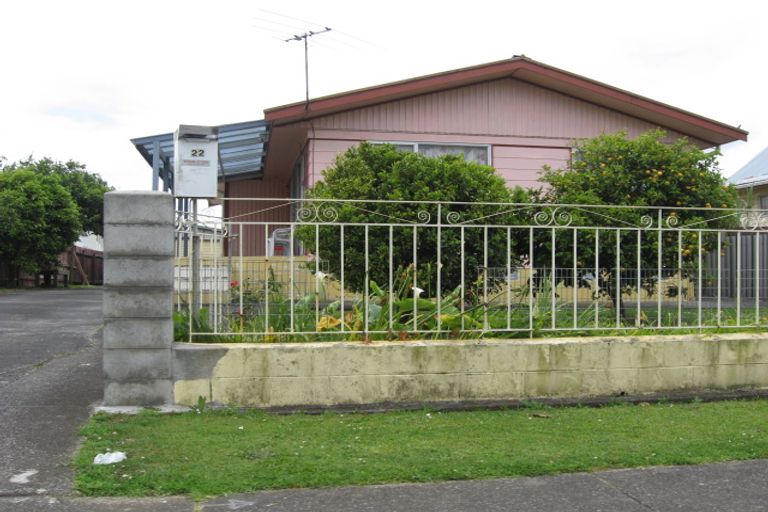 Photo of property in 22 Windrush Close, Mangere, Auckland, 2022