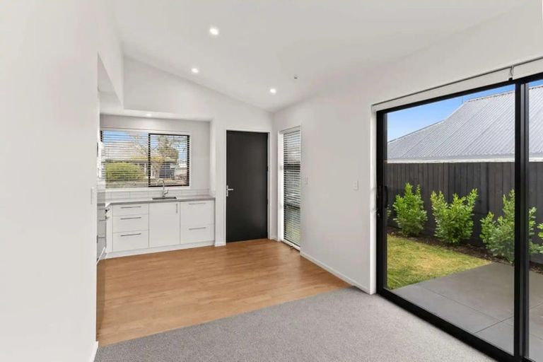 Photo of property in 1/11 Halliwell Avenue, Papanui, Christchurch, 8052