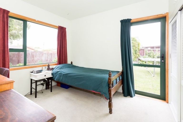 Photo of property in 3 Chilton Drive, Mairehau, Christchurch, 8052