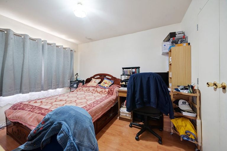 Photo of property in 15 Millstream Drive, Henderson, Auckland, 0610