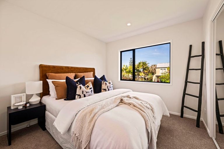 Photo of property in 4/721 Te Atatu Road, Te Atatu Peninsula, Auckland, 0610