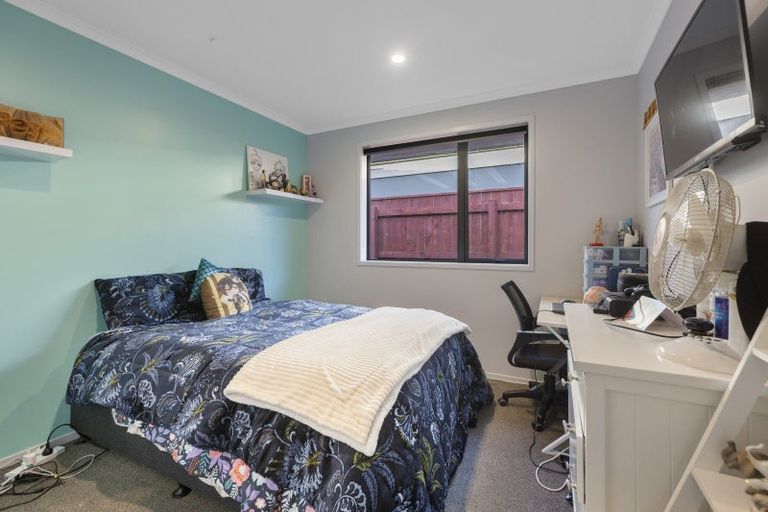 Photo of property in 9 Dreaver Drive, Waitara, 4320