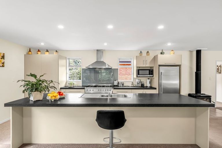 Photo of property in 10 Russell Street, Darfield, 7510