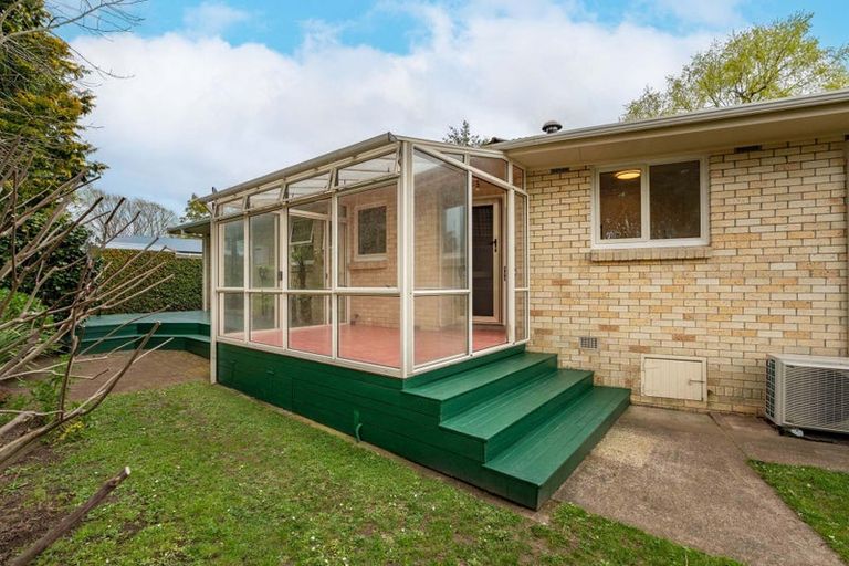 Photo of property in 28 Barrie Crescent, Silverdale, Hamilton, 3216