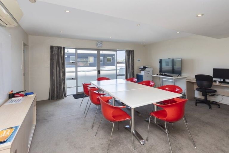 Photo of property in 88a Edgeware Road, St Albans, Christchurch, 8014