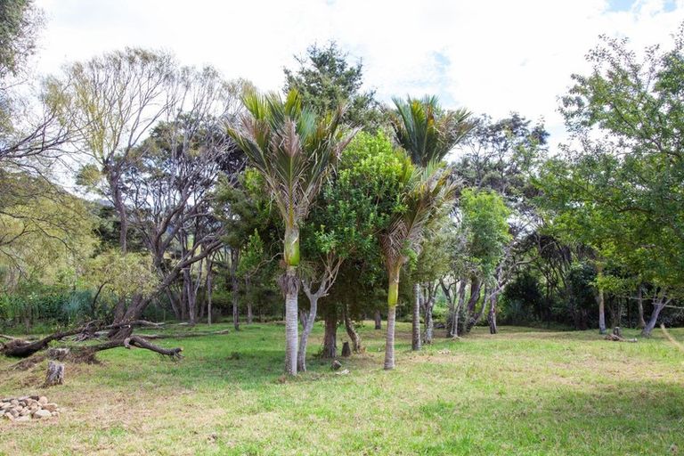 Photo of property in 1094 Kennedy Bay Road, Kennedy Bay, Coromandel, 3583