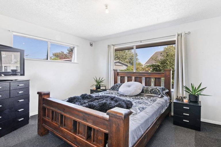 Photo of property in 25 Heathglen Avenue, Parklands, Christchurch, 8083