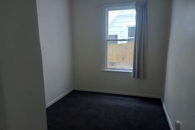 Photo of property in 135 Wallace Street, Mount Cook, Wellington, 6021