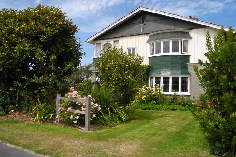 Photo of property in 23 Manse Street, Waimate, 7924
