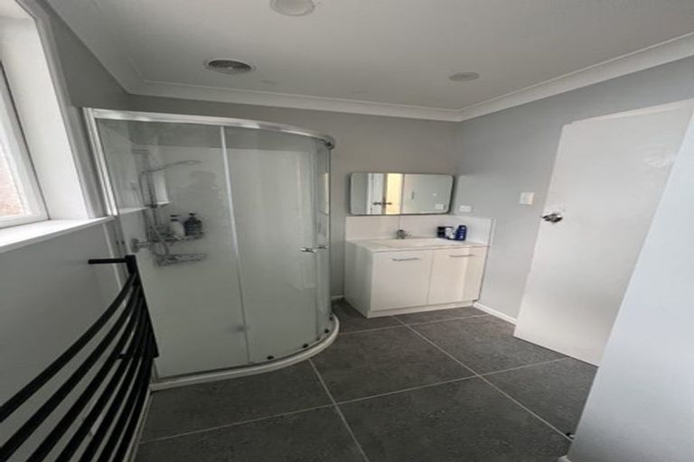 Photo of property in 36 Lowry Crescent, Stokes Valley, Lower Hutt, 5019