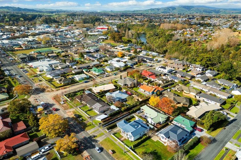 Photo of property in 32 Alpha Street, Cambridge, 3434