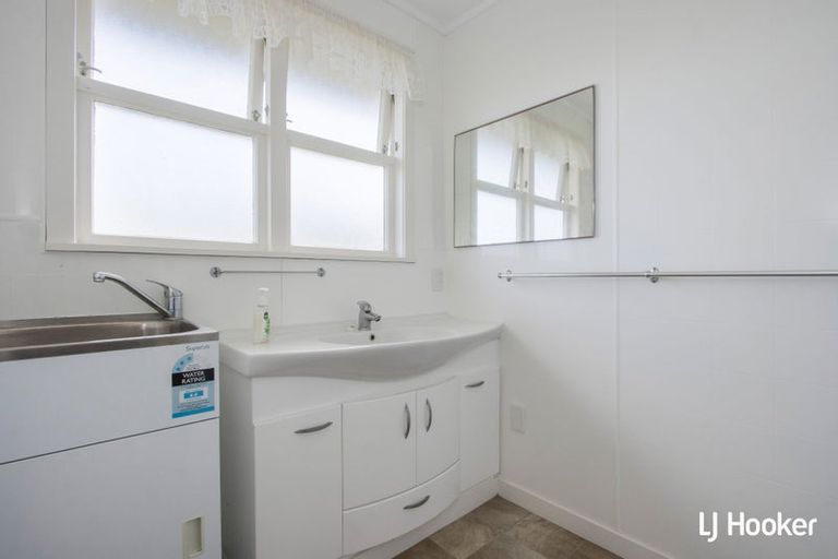 Photo of property in 49 Hillview Road, Waihi Beach, 3611