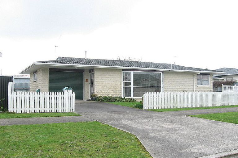 Photo of property in 2a Ongley Street, Feilding, 4702