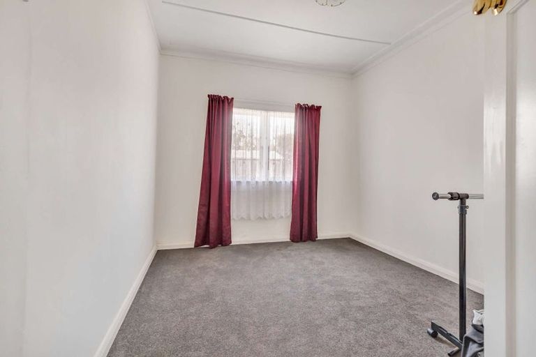 Photo of property in 11 Tawa Street, Edgecumbe, 3120