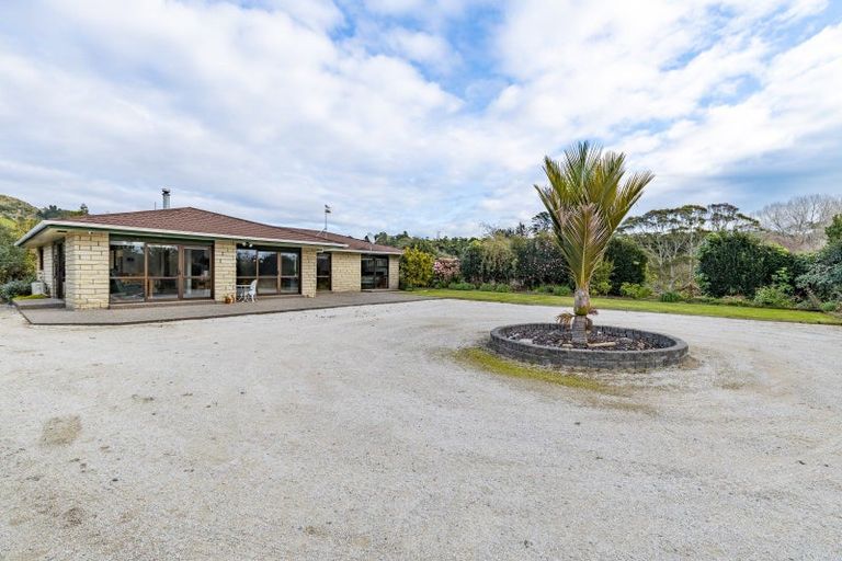 Photo of property in 939 Mokau Road, Mimi, Urenui, 4377