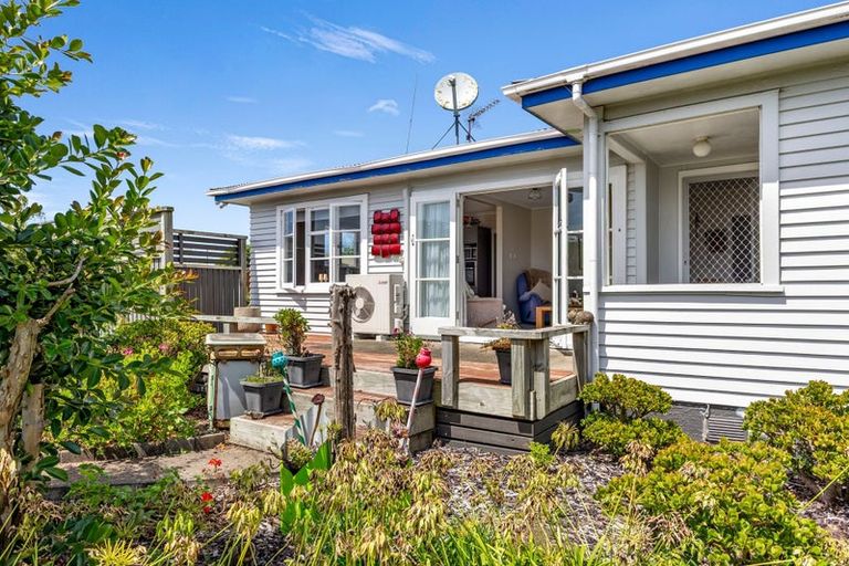 Photo of property in 6 Totara Street, Edgecumbe, 3120