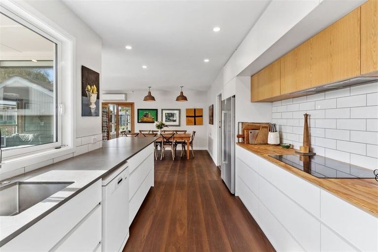 Photo of property in 22 Joyce Crescent, Ilam, Christchurch, 8041