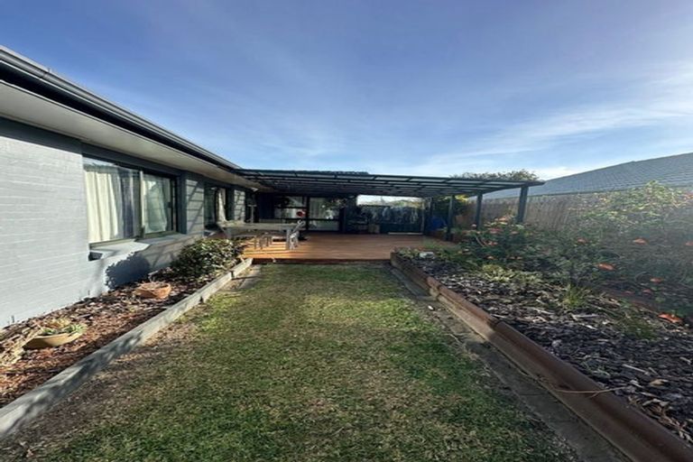 Photo of property in 59 Frank Nobilo Drive, Golflands, Auckland, 2013