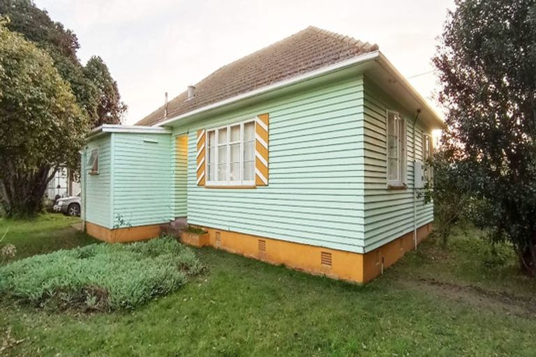 Photo of property in 2 Brian Avenue, Wairoa, 4108