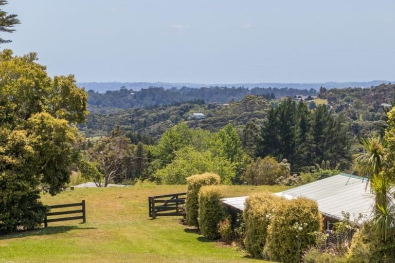 Photo of property in 1001 Scenic Drive North, Swanson, Henderson, 0781