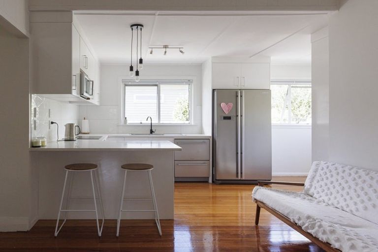 Photo of property in 6 William Street, Mangere East, Auckland, 2024