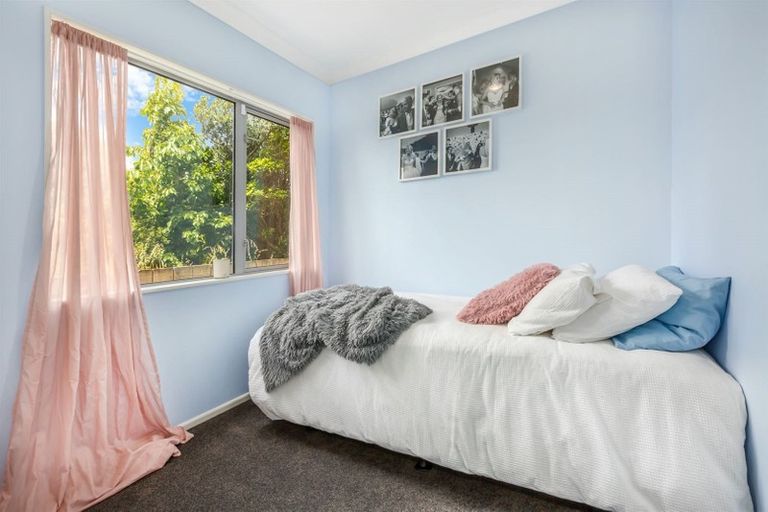 Photo of property in 5d Stephen Street, Johnsonville, Wellington, 6037