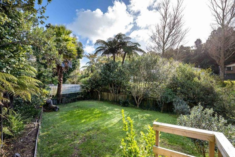 Photo of property in 9 Lombardy Place, Whalers Gate, New Plymouth, 4310
