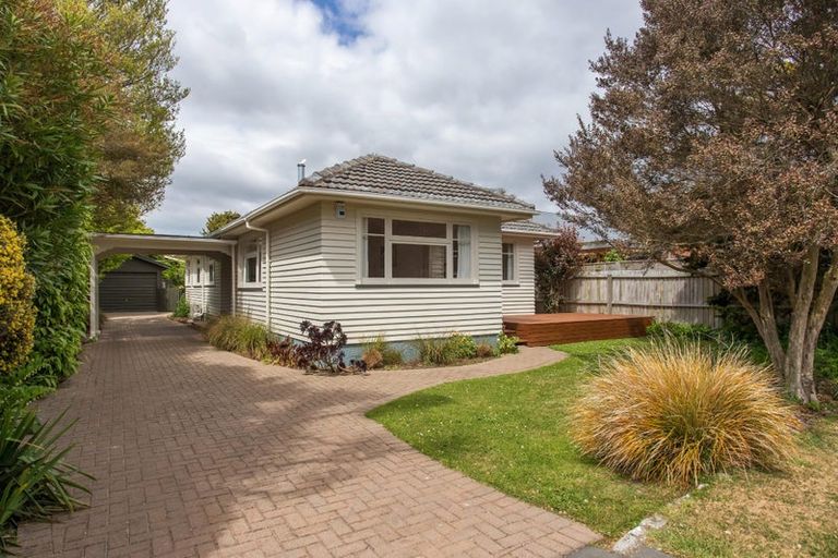 Photo of property in 116 Riverlaw Terrace, Saint Martins, Christchurch, 8022