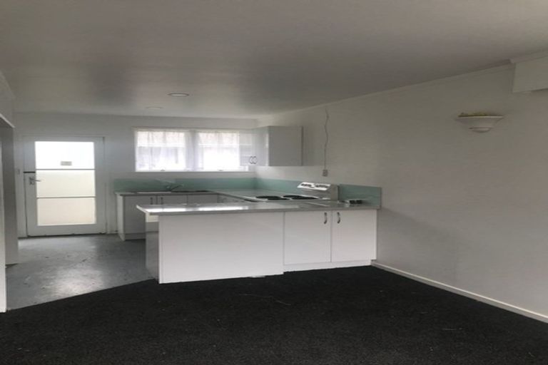 Photo of property in 2/45 Eddowes Street, Manurewa, Auckland, 2102