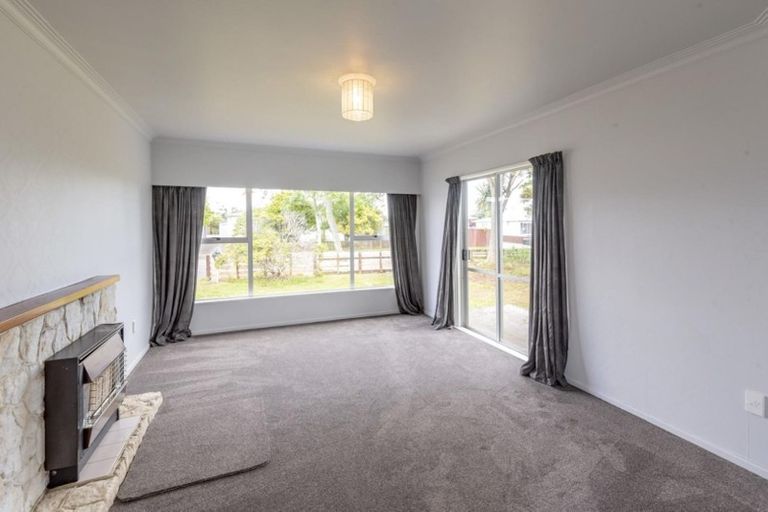 Photo of property in 23 Stirling Street, Levin, 5510