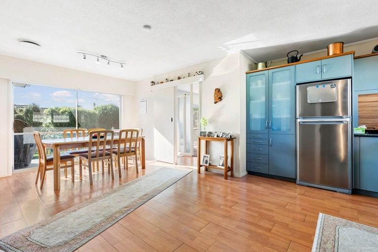 Photo of property in 495 Great South Road, Opaheke, Papakura, 2113