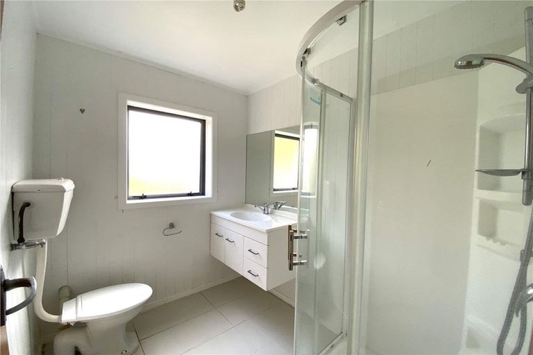 Photo of property in 304 Glengarry Road, Glen Eden, Auckland, 0602