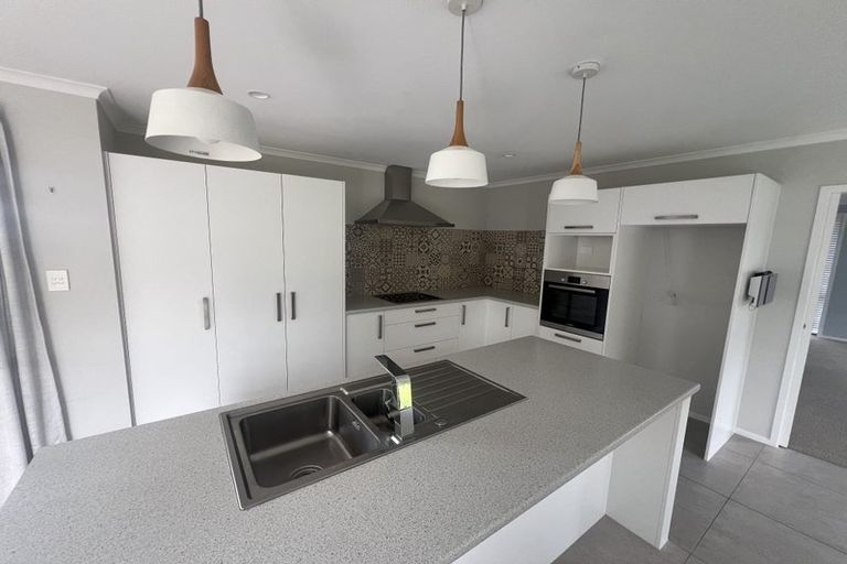 Photo of property in 30 Applin Lane, Pyes Pa, Tauranga, 3112