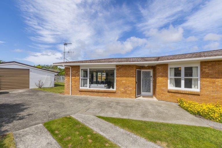 Photo of property in 41 Toru Road, Paraparaumu Beach, Paraparaumu, 5032