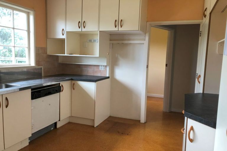 Photo of property in 136 Buick Crescent, Awapuni, Palmerston North, 4412