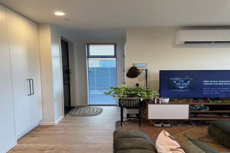 Photo of property in 1/66 Cleveland Street, Edgeware, Christchurch, 8013