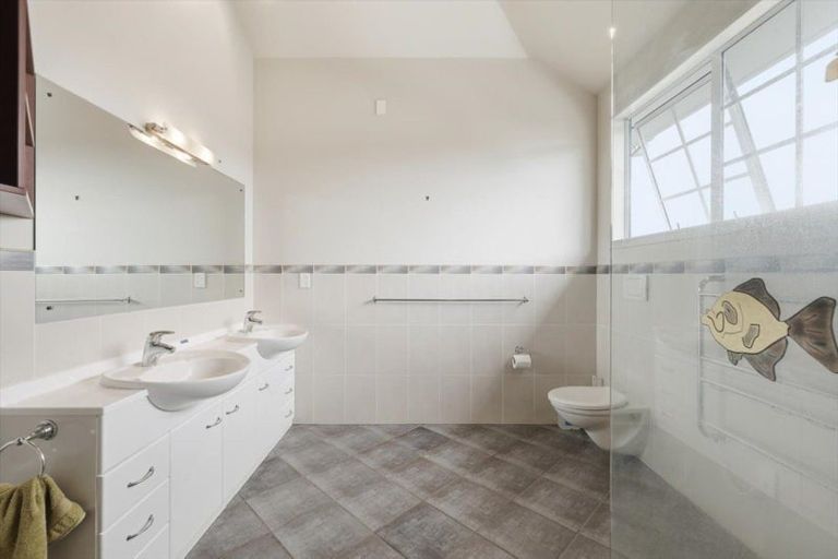 Photo of property in 60a Oxford Street, Te Puke, 3119