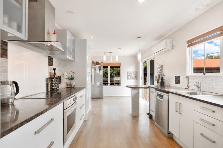 Photo of property in 8 Kelly Road, Cambridge, 3434