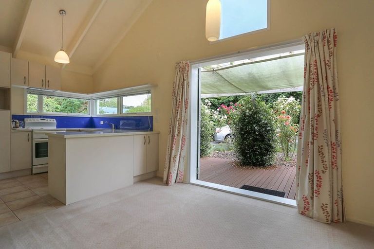 Photo of property in 2/207a Waimea Terrace, Beckenham, Christchurch, 8023