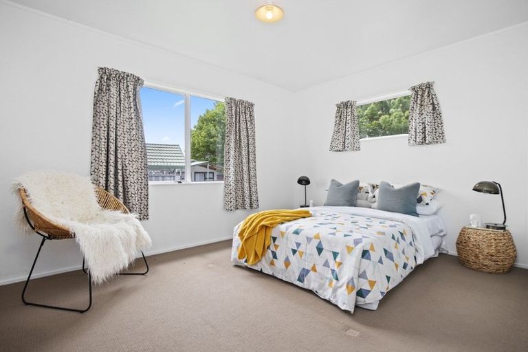 Photo of property in 24 Taihiki Road, Clarks Beach, 2122