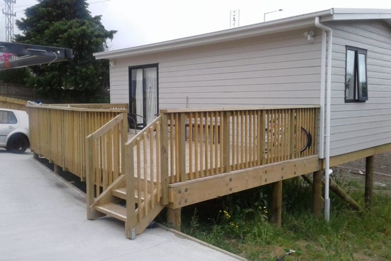 Photo of property in 232 Triangle Road, Massey, Auckland, 0614