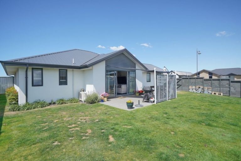 Photo of property in 64 Sutherland Drive, Kaiapoi, 7630