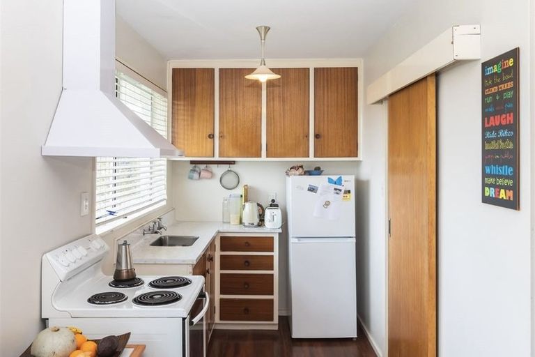 Photo of property in 1/7 Dover Street, St Albans, Christchurch, 8014