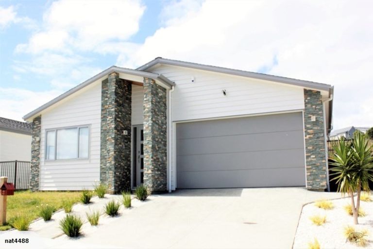 Photo of property in 35 Kaipuke Crescent, Gulf Harbour, Whangaparaoa, 0930