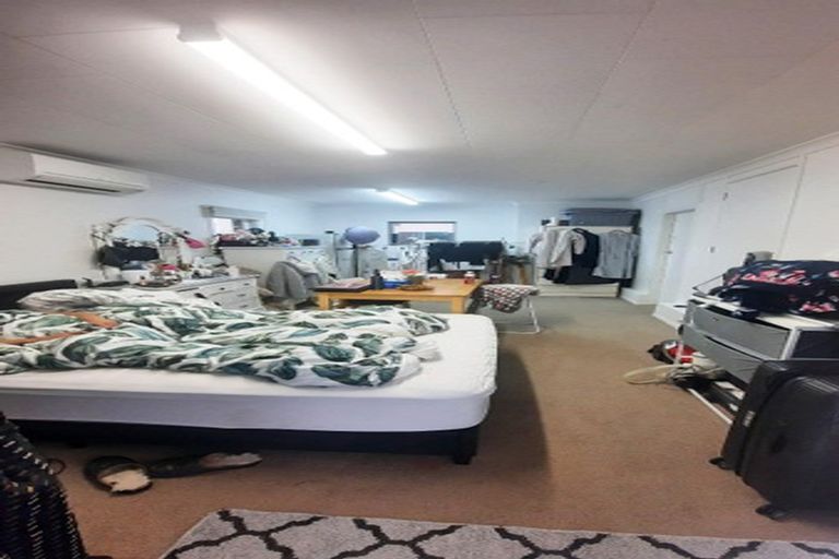 Photo of property in 9 Bryers Place, Bayview, Auckland, 0629
