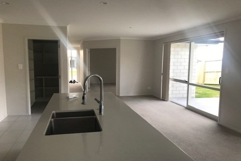 Photo of property in 86 Puhirake Crescent, Pyes Pa, Tauranga, 3112