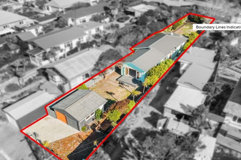 Photo of property in 16 Tonks Street, North New Brighton, Christchurch, 8083