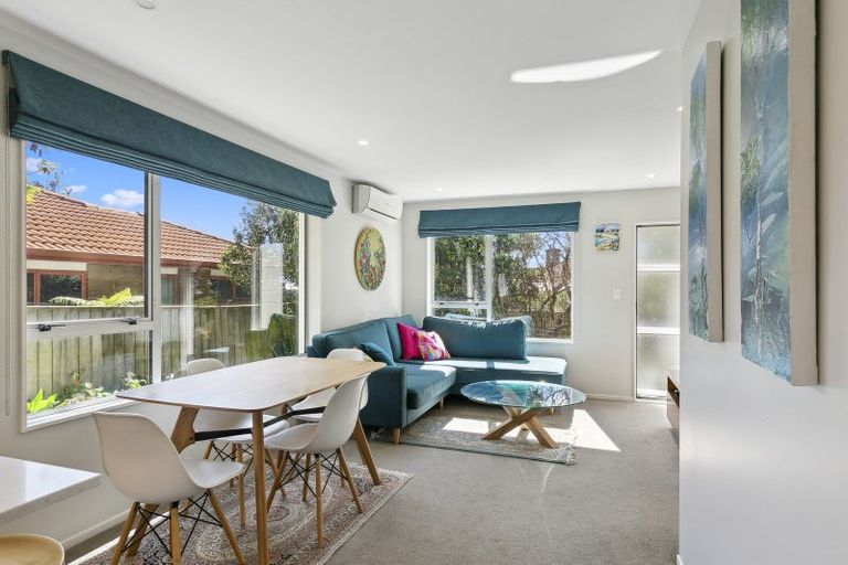 Photo of property in 7/69 Freyberg Street, Lyall Bay, Wellington, 6022