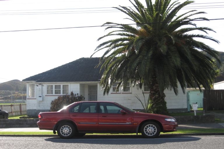 Photo of property in 75 Rata Street, Naenae, Lower Hutt, 5011
