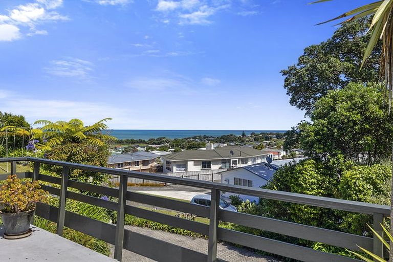 Photo of property in 18 Mount View Place, Spotswood, New Plymouth, 4310